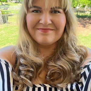 Meet your Posher, Madison